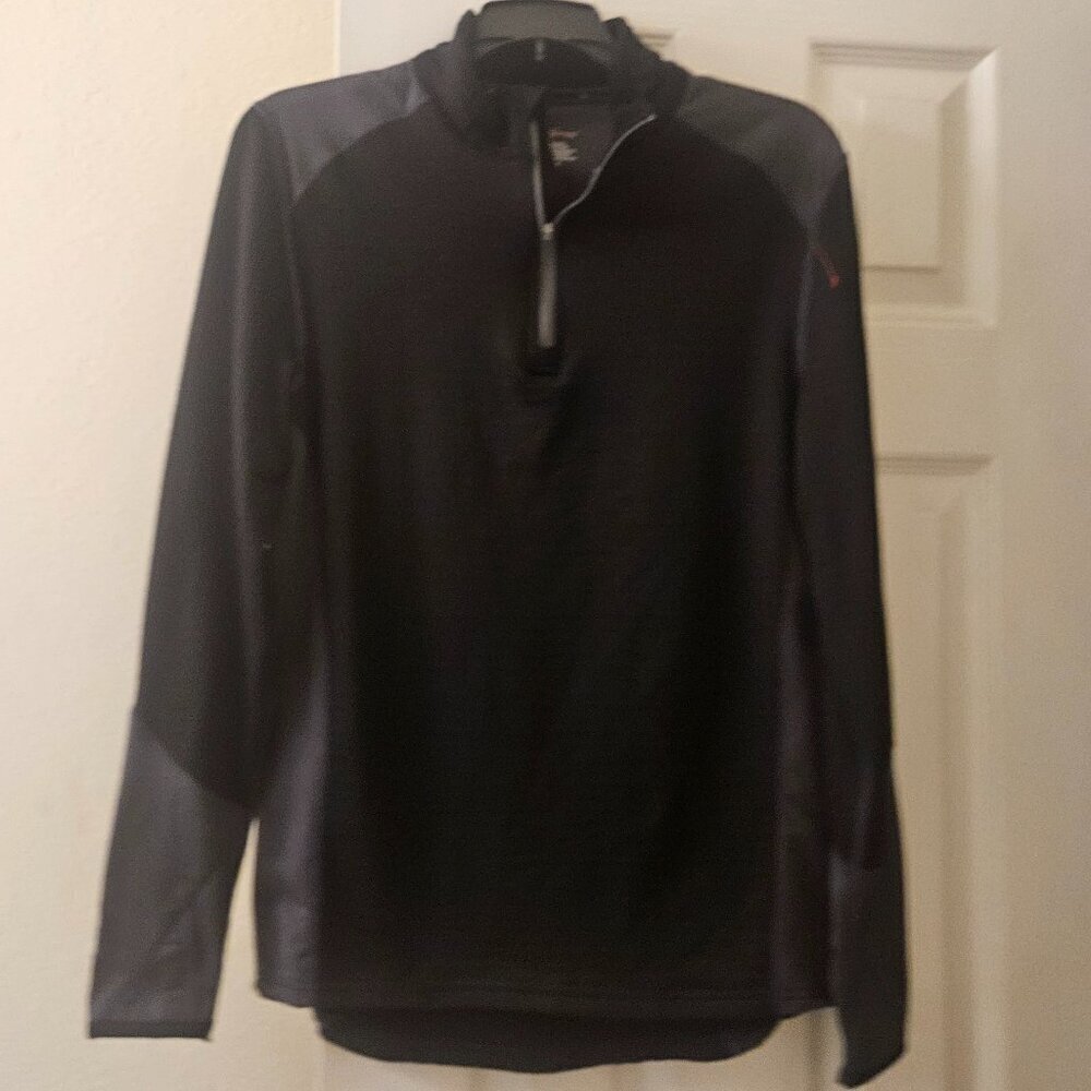 XPS quarter zip black warm base layer thumb hole workout running Capsule shirt M